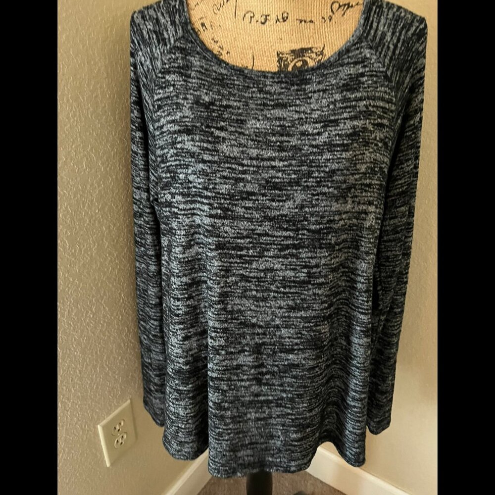 Zelos Long Sleeved Shirt Size XL